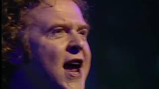 Simply Red - It's Only Love (Live at The Lyceum Theatre London 1998)