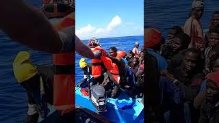 Watch the MSF rescue vessel in action