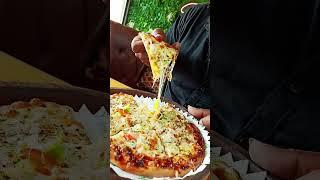 Pizza #pizz #thebrewhub #indianfood #shorts #trnding #viralvideo #jaiswal #jaiswalzaika #india