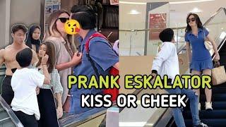 PRANK JAHILIN ORANG DI ESKALATOR PART 1-23 #viraltiktok #prank