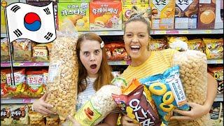 American's Try Korean Snacks - Part 2! (HK Market Haul!)