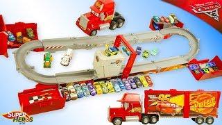 Le plus Grand Camion Mega Mack Transformable Disney Cars Flash McQueen Jouet Youtube Kids