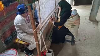 BERBER TRADITIONAL CARPETS WEAVING, OURIKA VALLEY,  MOROCCO