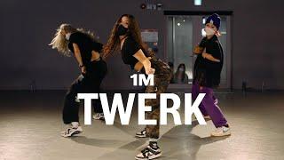 City Girls - Twerk ft. Cardi B / Learner's Class