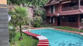 Villa murah puncak dekat kebun teh, ada wifi karoke dan kolam renang.