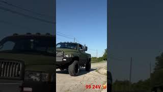 #youtubeshorts #cummins #diesel #offroad #offroad4x4 #truck #stacks #cool #funny