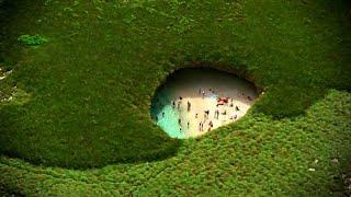 10 Most Odd Beaches In The World!