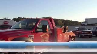 How A Tow Truck Driver Unlocks A Car