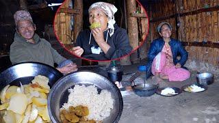 sarmila came to jungle man's shed || jungle man's wife cooks lunch for jungle  man ||