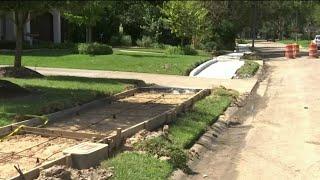 Oak Forest residents at odds over sidewalk