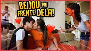 MEU IRMÃO BEIJOU A BIBI NA FRENTE DA NAMORADA!! - TROLLANDO CUNHADA [ REZENDE EVIL ]