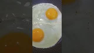 pritong itlog #shortvideo #food #egg #asmrsounds #trending #satisfying