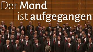 Der Mond ist aufgegangen | German traditional lullaby [English subtitles] Men's Choir - Male Voices