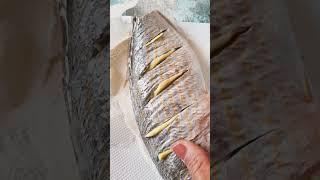 The right way of frying fish, no showers oil #flour /@Elisa mk vlog