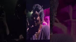 Drake Shouts out Older Lady in Crowd #concert