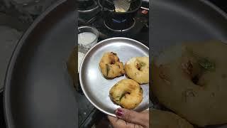 super tasty vada#saharaghcreations #snackstime #easysnacks #homemade #tastyfood#bestforkids#vada