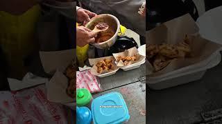 Jualan sambil bansos porsi segini banyak cuma 6 ribu #pangsitayam #kulinerviral #shorts