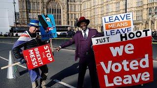 Not what we ordered: poll shows British Leavers and Remainers equally unhappy about Brexit process