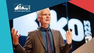 Biko 2023 – Begrüßung, Grußworte & Keynote mit OECD-Direktor Prof. Dr. Andreas Schleicher | aim