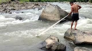 Madni Fishing..!!! Menjala ikan di Sungai Besar Arus deras