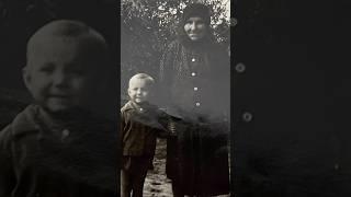 «Оживленные» старые фотографии из семейного альбома️