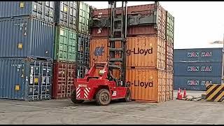 Adani Port 10 ton Forklift Container shifting By Asif Husain