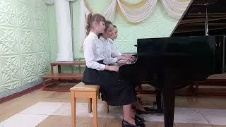 Фортепианное трио в составе: Ульяна Жирнова,Ангелина Маркова,Екатерина Литвинчук.Преп.Гончарук Д.Н.