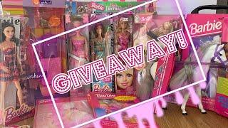 GIVEAWAY CLOSED - HUGE VINTAGE BARBIE STUFF HAUL! Unboxing & dressing vintage fashions & dolls 