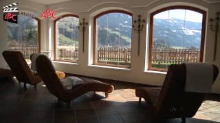 Hotel Zillertal: Pension Wiesenhof in Kaltenbach - Wellnesshotel mit Cafe