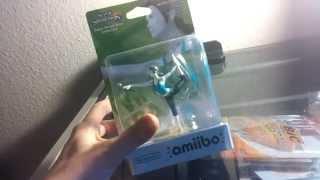 Wii Fit Trainer amiibo Unboxing
