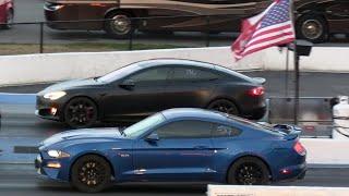 Tesla vs American Muscle Cars - drag racing