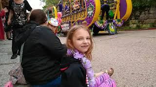 GlenTV - EUREKA SPRINGS ARTRAGEOUS FESTIVAL AND PARADE!!