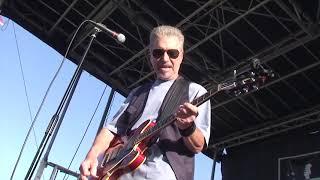 Johnny Rivers - Tribute to Mickey Jones - musicUcansee.com