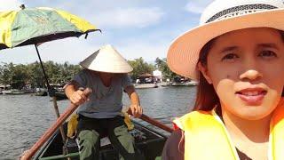 Tam Coc Boat Tour in Ninh Binh, Vietnam