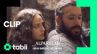 Alparslan salva a Akça Hatun | Alparslan: El gran Imperio selyúcida Episodio 2