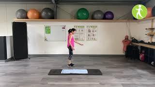 FATBURNER Kurs mit Karin 1 - HOMEWORKOUT - Trainingsübungen für Zuhause - Deluxe Fitness