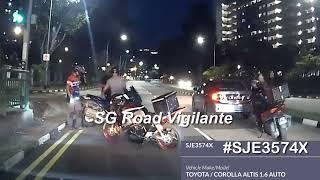 2Oct2024 Simei Rd #SJE3574X Toyota Altis stopped for red light on the left &  get rear ended