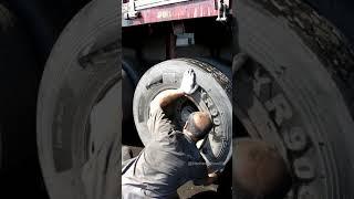 Semi-Trailer Truck Leaf Spring Both Broken , Repair During Raining .