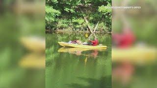 Burglary suspect floats away in stolen kayak