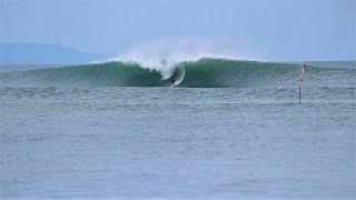 Heavy & Hollow Left - Surfing Bali