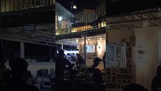 STORY WA HALU VIDEO MENTAHAN LAGI DI SUASANA CAFE