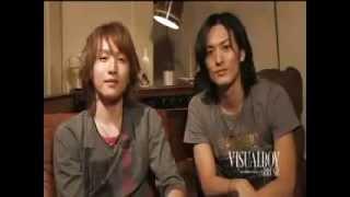 Hosogai Kei and Kubota Yuki - English