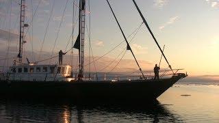 Boatrip. The North West Passage from west to east