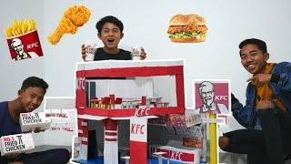 BIKIN KFC TERKECIL DENGAN MENU LENGKAP DAN ADA DRIVE THRU, KREASI KARDUS MINIATUR | Mikael TubeHD