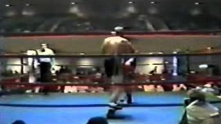 (Fight 4) Roy Jones Jr vs David McCluskey [1989-11-30]