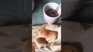 Pandesal sa umaga #coffee #pandesal