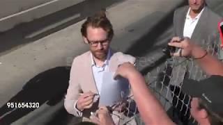 Tom Hiddleston signs autographs outside Jimmy Kimmel Live