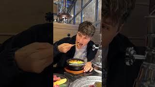 Vegetarian tries KOREAN BBQ for the first time... 