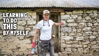 RENOVATING 200 YEAR OLD STONE HOUSE.. ALONE! - Traditional hot lime mix.