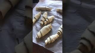 Cornetti alla nutella con pasta sfoglia solo 2 passaggi